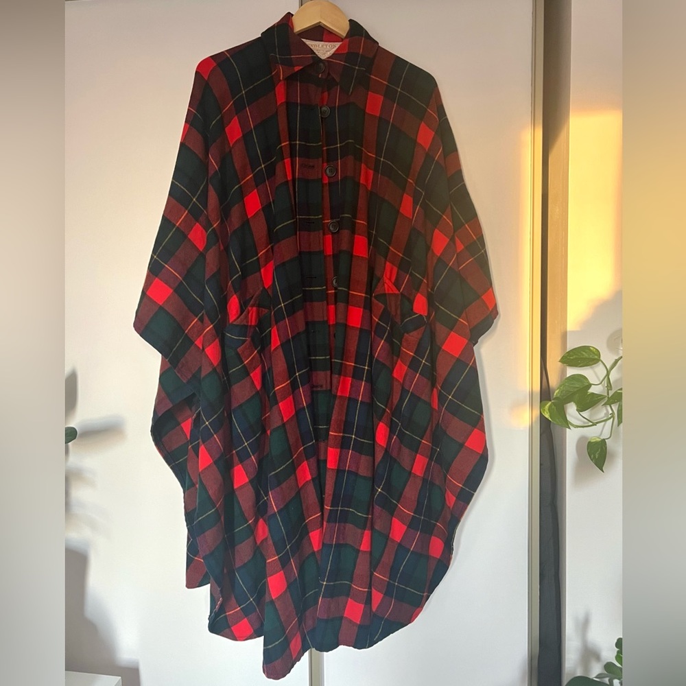 PENDLETON | Vintage Plaid Poncho (Made in USA)